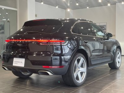 PORSCHE MACAN - 6