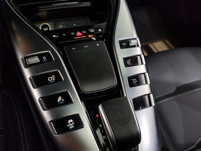 MERCEDES-BENZ GT AMG - 9