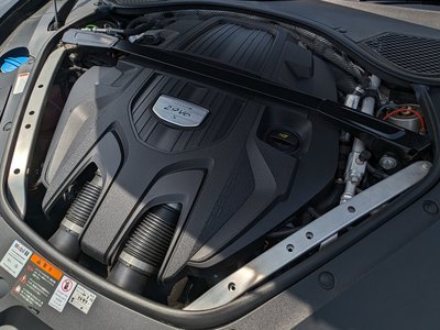 2017 Porsche PANAMERA 缩略图 18