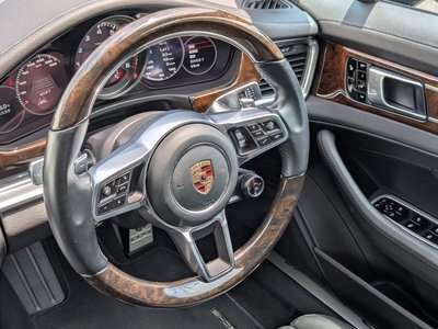 2017 Porsche PANAMERA 缩略图 13