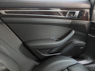 2017 Porsche PANAMERA 缩略图 36