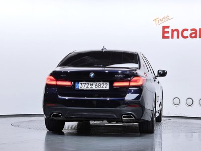 BMW 5 SERIES - 3