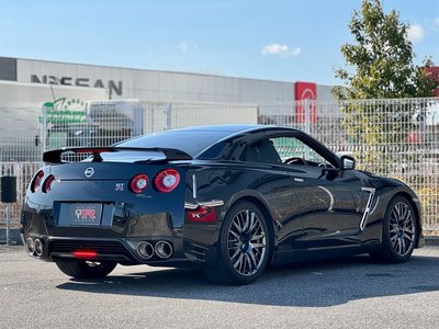 NISSAN GT-R - 9