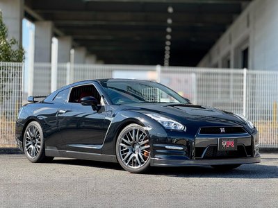 NISSAN GT-R - 7
