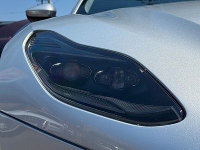 ASTON MARTIN DB11 - 10