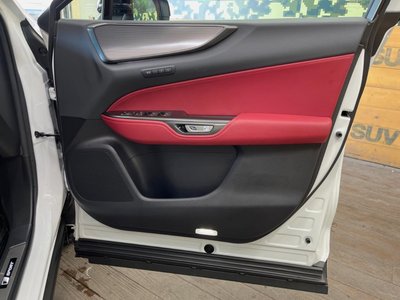 2023 Lexus NX — миниатюра 27
