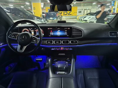 صورة 8 لـ 2021 Mercedes-BENZ GLE