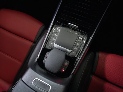 MERCEDES-BENZ GLA AMG - 8