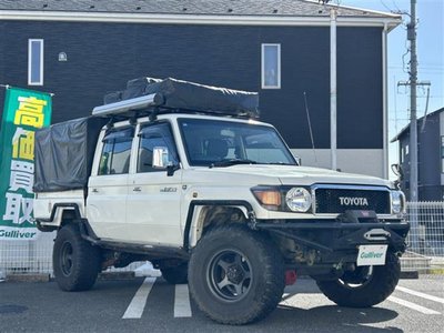 TOYOTA LAND CRUISER 70 PICKUP - 1