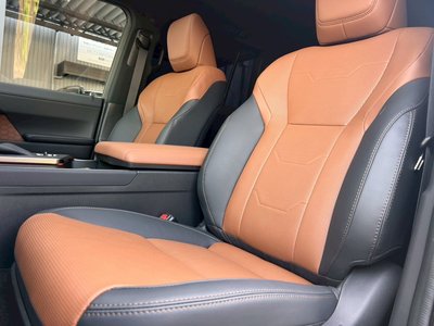 2025 Lexus GX 缩略图 37