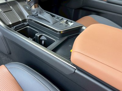 2025 Lexus GX 缩略图 40