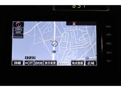 TOYOTA LAND CRUISER 70 - 9