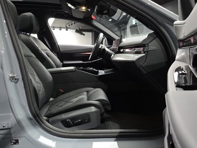 2026 BMW 5 SERIES 缩略图 16