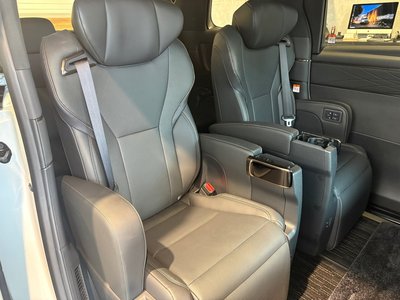 2024 Toyota ALPHARD 缩略图 39