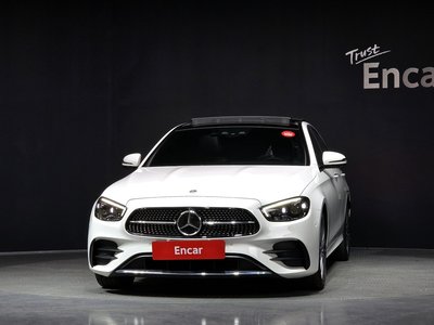MERCEDES-BENZ E-CLASS - 2