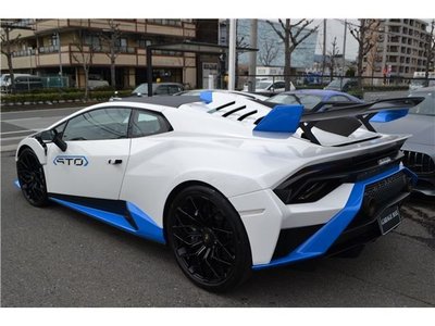 LAMBORGHINI HURACAN - 8