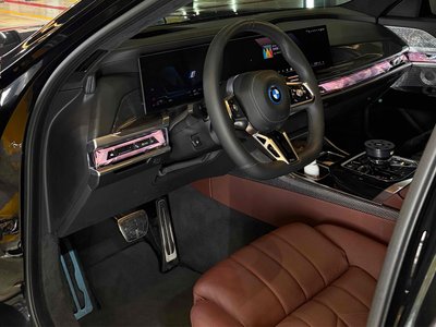 صورة 3 لـ 2024 BMW 7 SERIES