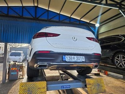 MERCEDES-BENZ GLE - 4