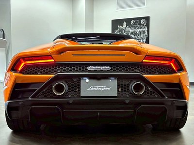 2022 Lamborghini HURACAN SPYDER — миниатюра 12