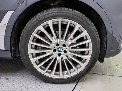 BMW X7 - 8