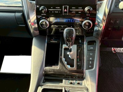 صورة مصغرة 28 لـ 2022 Toyota ALPHARD