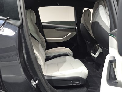 صورة مصغرة 18 لـ 2026 Tesla MODEL Y