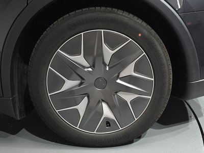 صورة 8 لـ 2026 Tesla MODEL Y