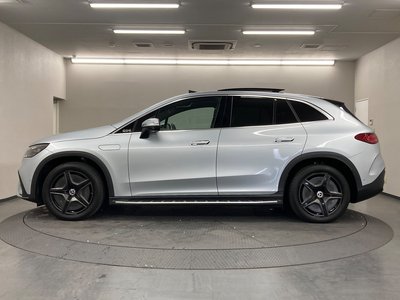 MERCEDES-BENZ EQE - 9