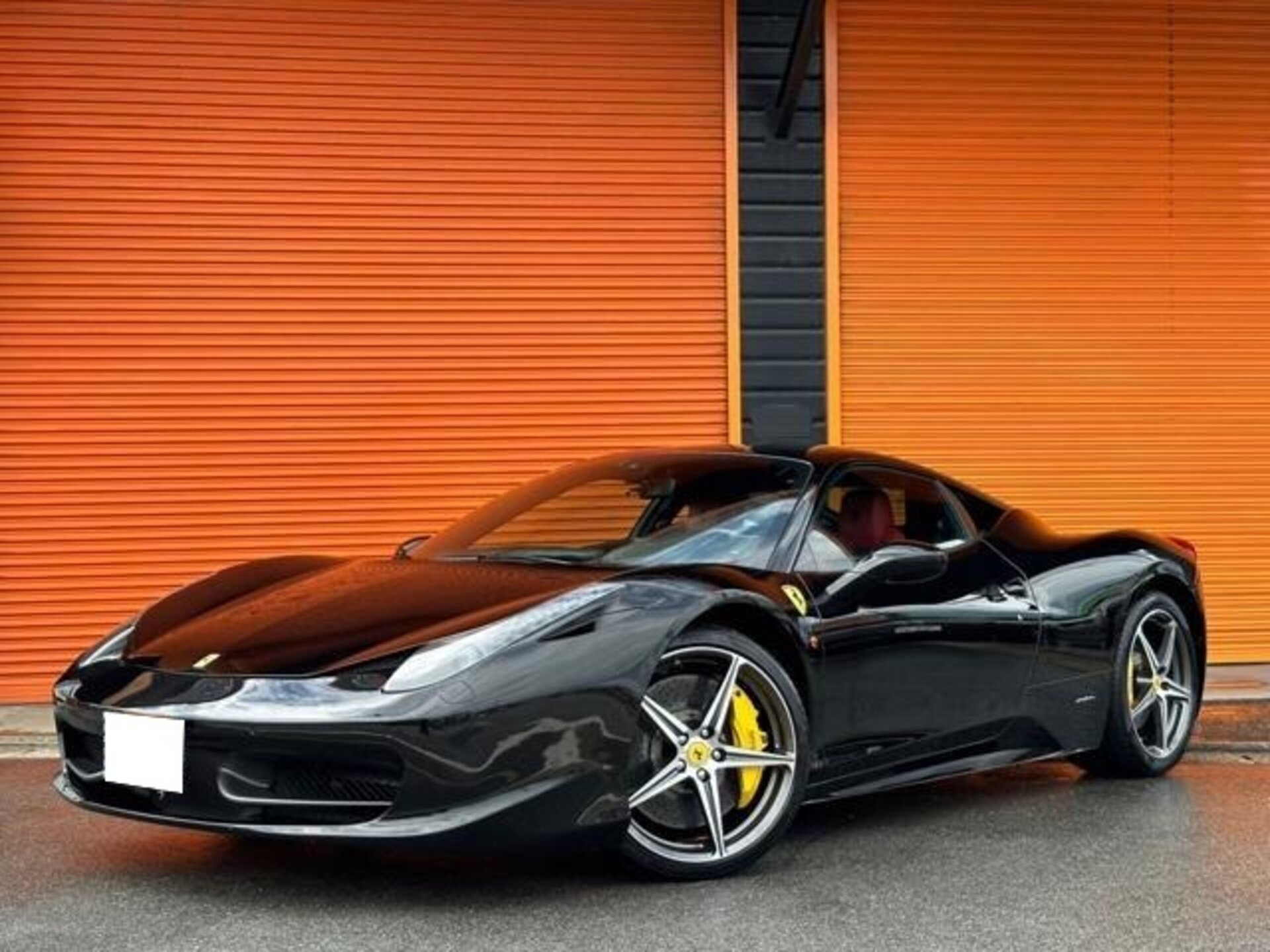 FERRARI 458 ITALIA - View 1