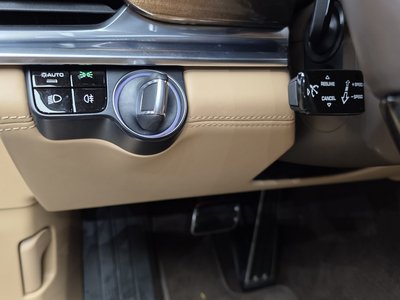 2018 Porsche PANAMERA — миниатюра 28