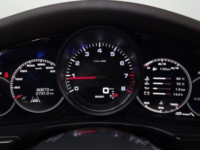 2018 Porsche PANAMERA — миниатюра 11