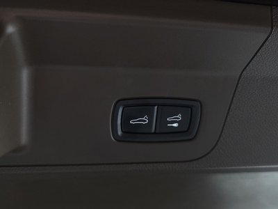 2018 Porsche PANAMERA — миниатюра 27