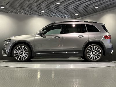 MERCEDES-BENZ GLB - 9