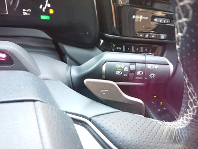 2023 Lexus RX — миниатюра 21