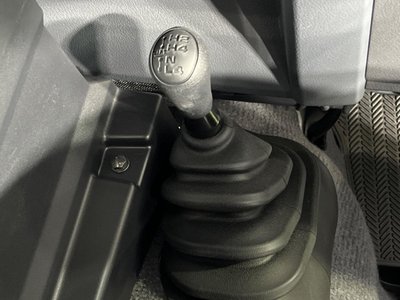 صورة مصغرة 51 لـ 2025 Toyota LAND CRUISER 70