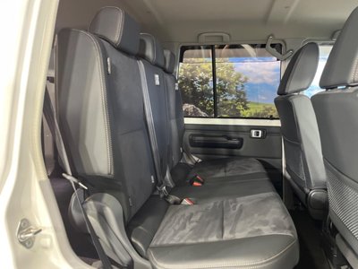 2025 Toyota LAND CRUISER 70 — фото 10