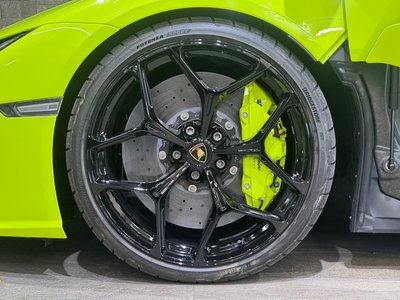 LAMBORGHINI REVUELTO - 7