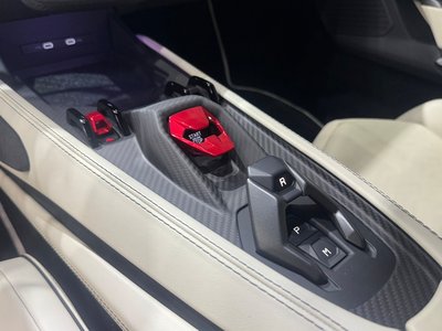 LAMBORGHINI REVUELTO - 8