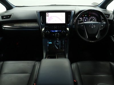 TOYOTA ALPHARD - 3