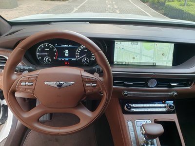 2020 Genesis G90 — миниатюра 11