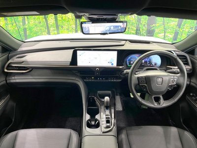 TOYOTA CROWN SPORT - 2