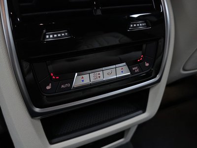 2026 BMW X6 缩略图 27