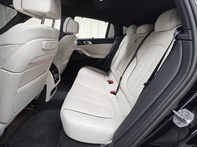 2026 BMW X6 缩略图 18