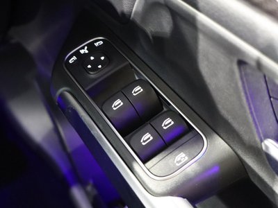 صورة مصغرة 40 لـ 2026 Mercedes-BENZ GLB