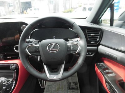 صورة مصغرة 22 لـ 2025 Lexus NX