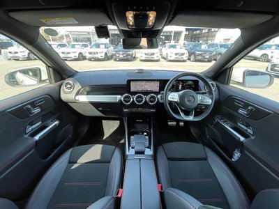 MERCEDES-BENZ GLB - 4