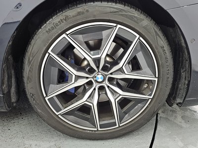 صورة 8 لـ 2024 BMW 5 SERIES