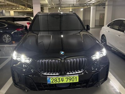 صورة 1 لـ 2025 BMW X5