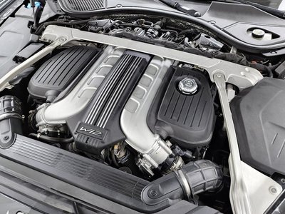 BENTLEY FLYING SPUR - 7