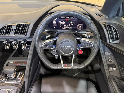 AUDI R8 - 5